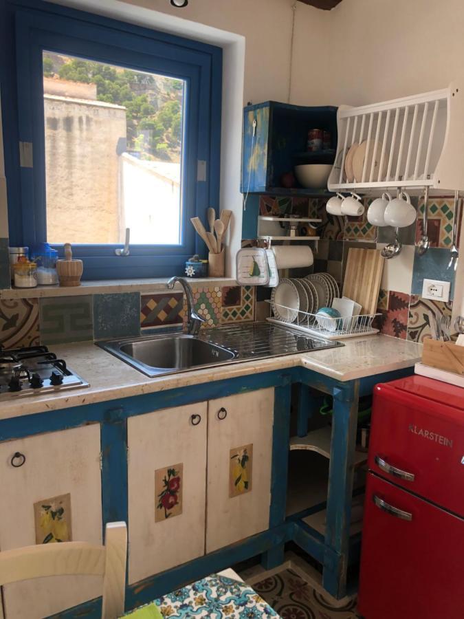 Casa Colore Attic Castellammare del Golfo Luaran gambar